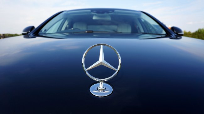 La svolta ‘elettrica’ di Daimler dipende da un nuovo modello a benzina e...