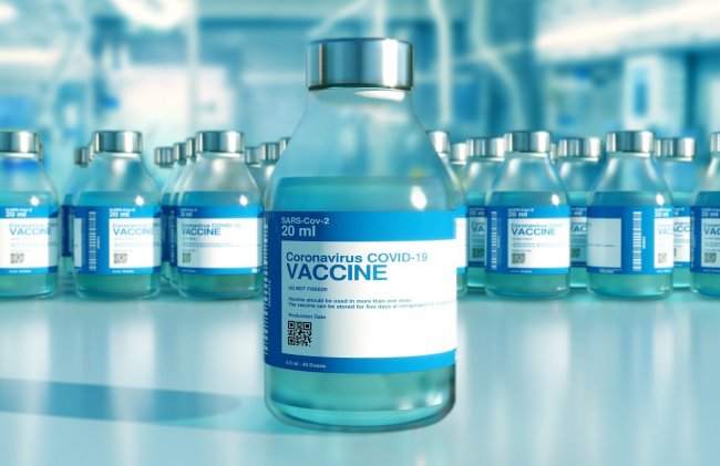 Si riparte con i vaccini AstraZeneca