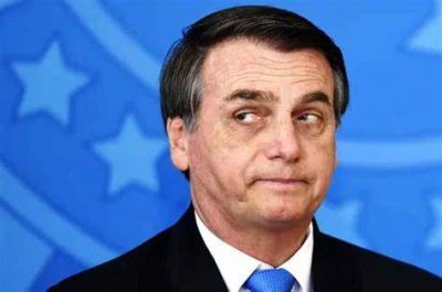 Il paese è nel caos. Bolsonaro perde 6 ministri in un giorno