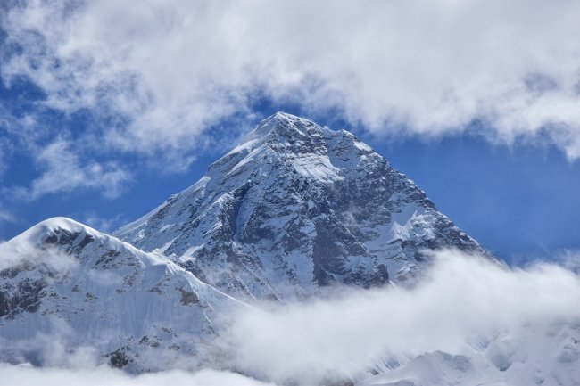 Le montagne himalayane ripulite dai rifiuti 