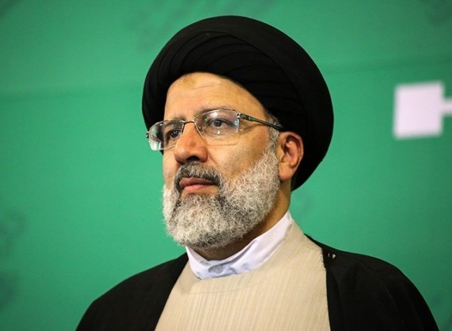 Vince l’ultraconservatore Ebrahim Raisi