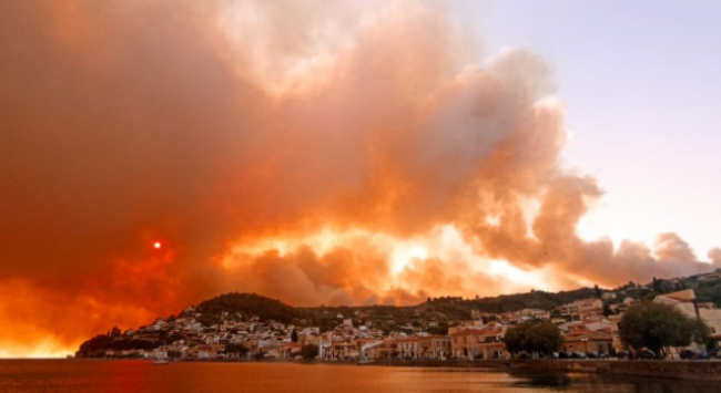 Dopo la Turchia, incendi fuori controllo anche nel paese ellenico