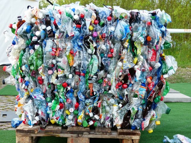 Riciclare non basta più: la crisi della plastica è più grave del previsto