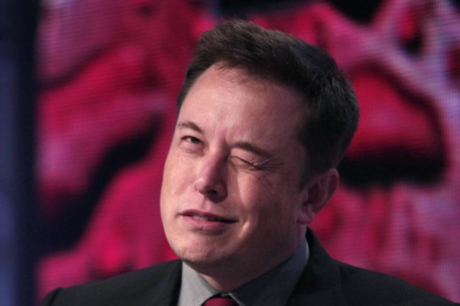 Musk vende 1 mln di azioni per 1 mld di dollari. E ne ricompra 2 mln ...