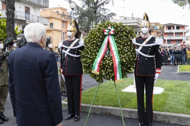 Mattarella: “Una mattina mi son svegliato e ho trovato l’invasor”